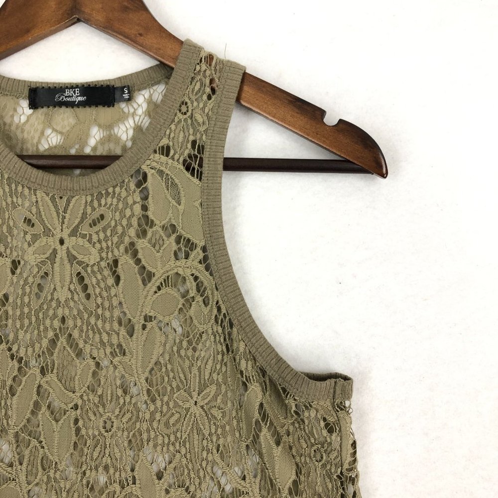 BKE Boutique Women's Size Small Olive Green Brown Eyelash Lace Scoop Tank Top - Picture 3 of 9
